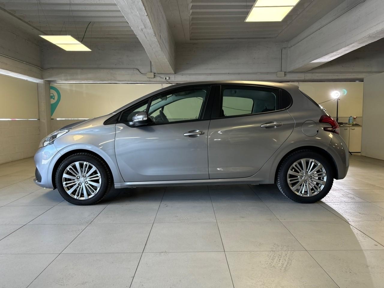 Peugeot Peugeot 208 usata 14