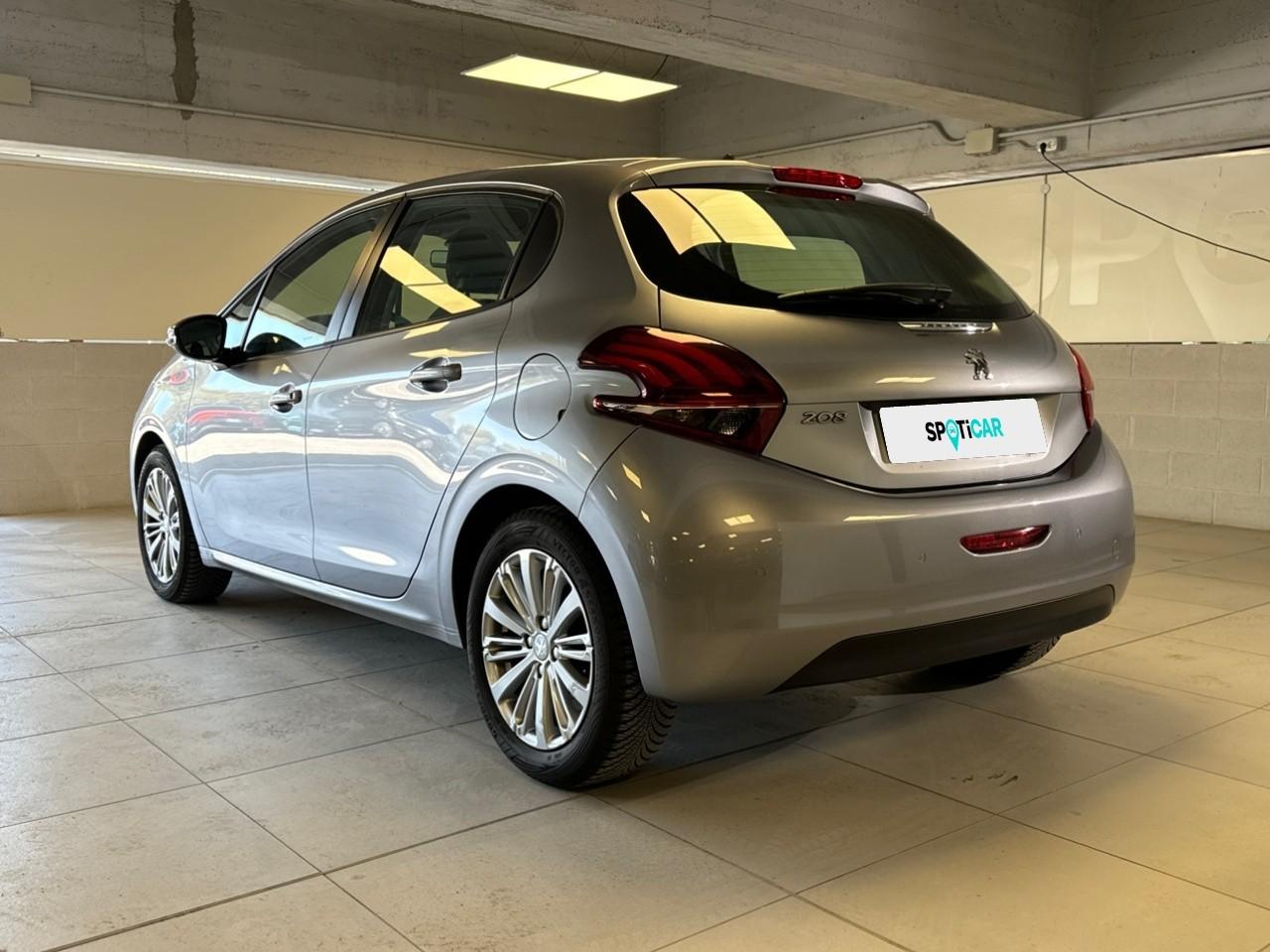 Peugeot Peugeot 208 usata 17