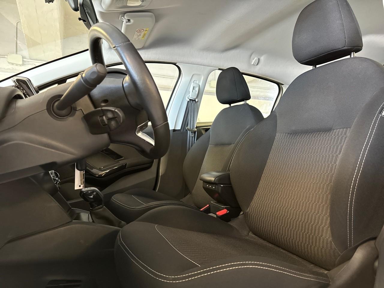 Peugeot Peugeot 208 usata 19