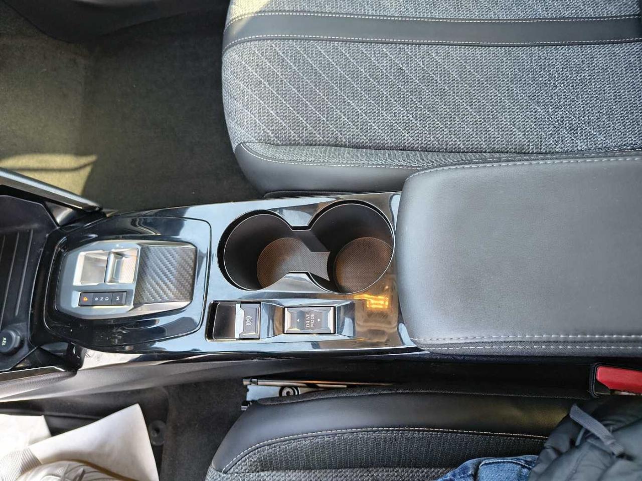 Peugeot Peugeot 208 usata 5