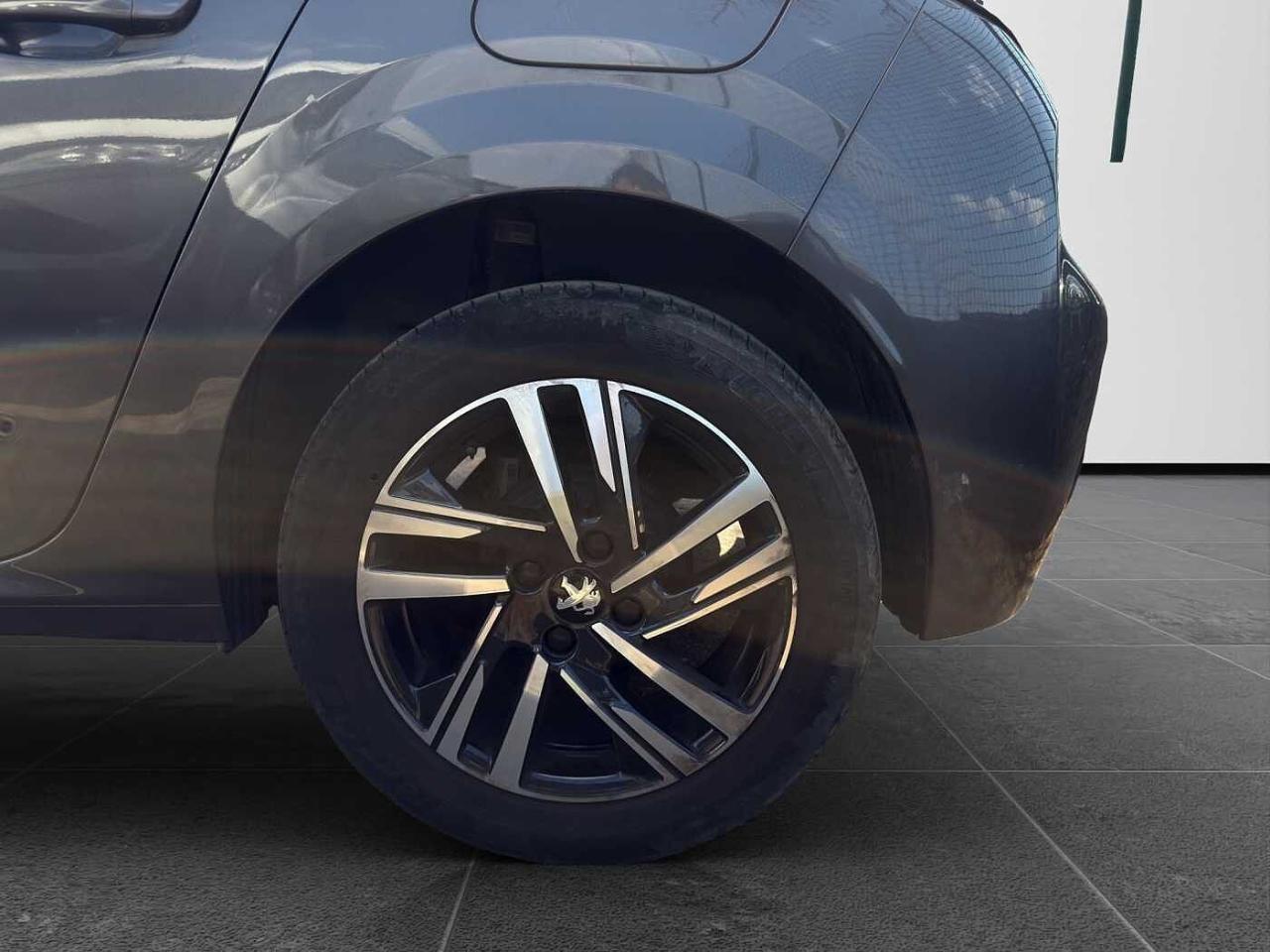 Peugeot Peugeot 208 usata 12