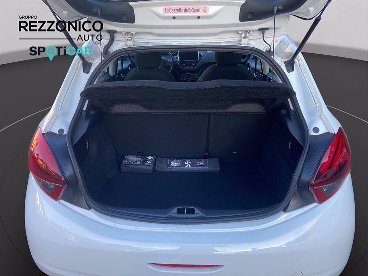 Peugeot Peugeot 208 usata 17