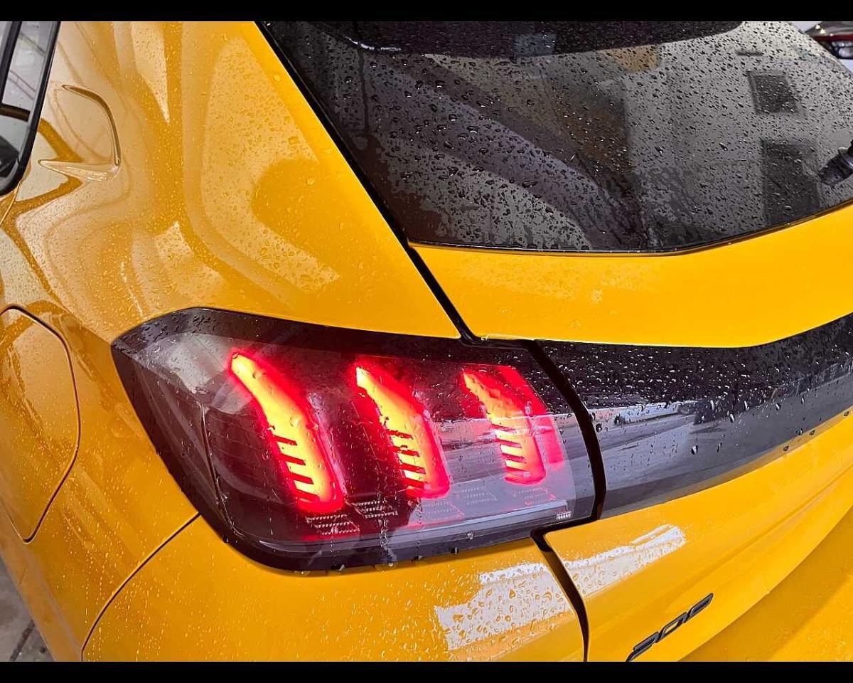 Peugeot Peugeot 208 usata 12