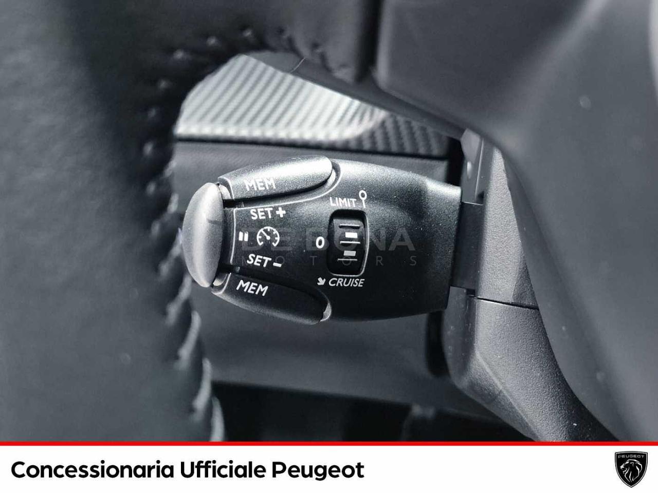 Peugeot Peugeot 208 usata 12