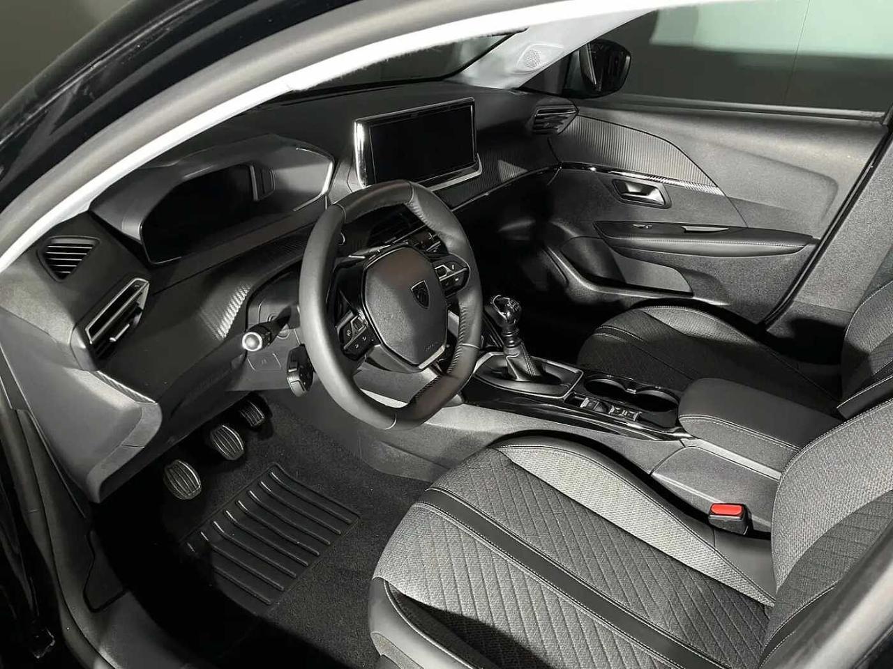 Peugeot Peugeot 208 usata, con Xenon-led