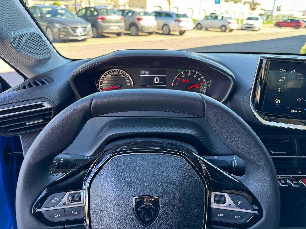 Peugeot Peugeot 208 usata 4