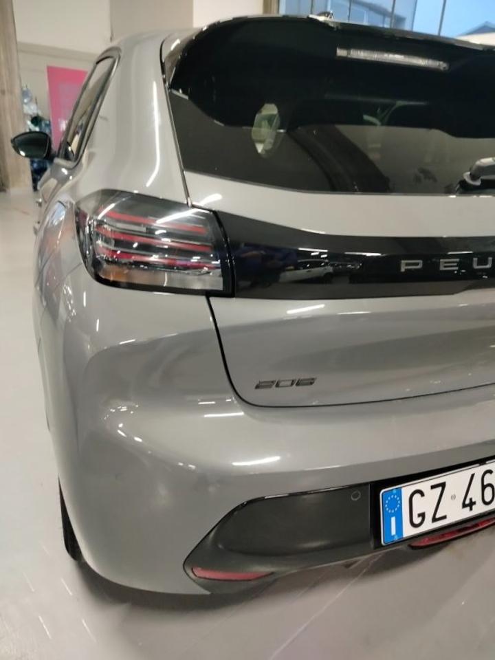 Peugeot Peugeot 208 usata 3