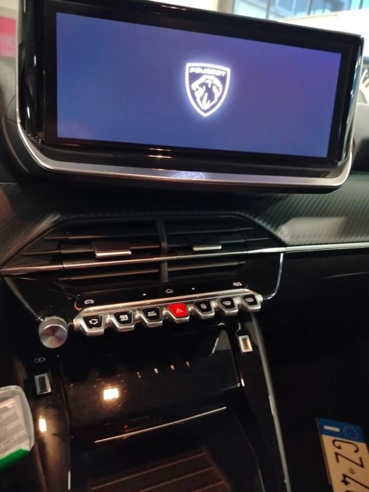 Peugeot Peugeot 208 usata 6