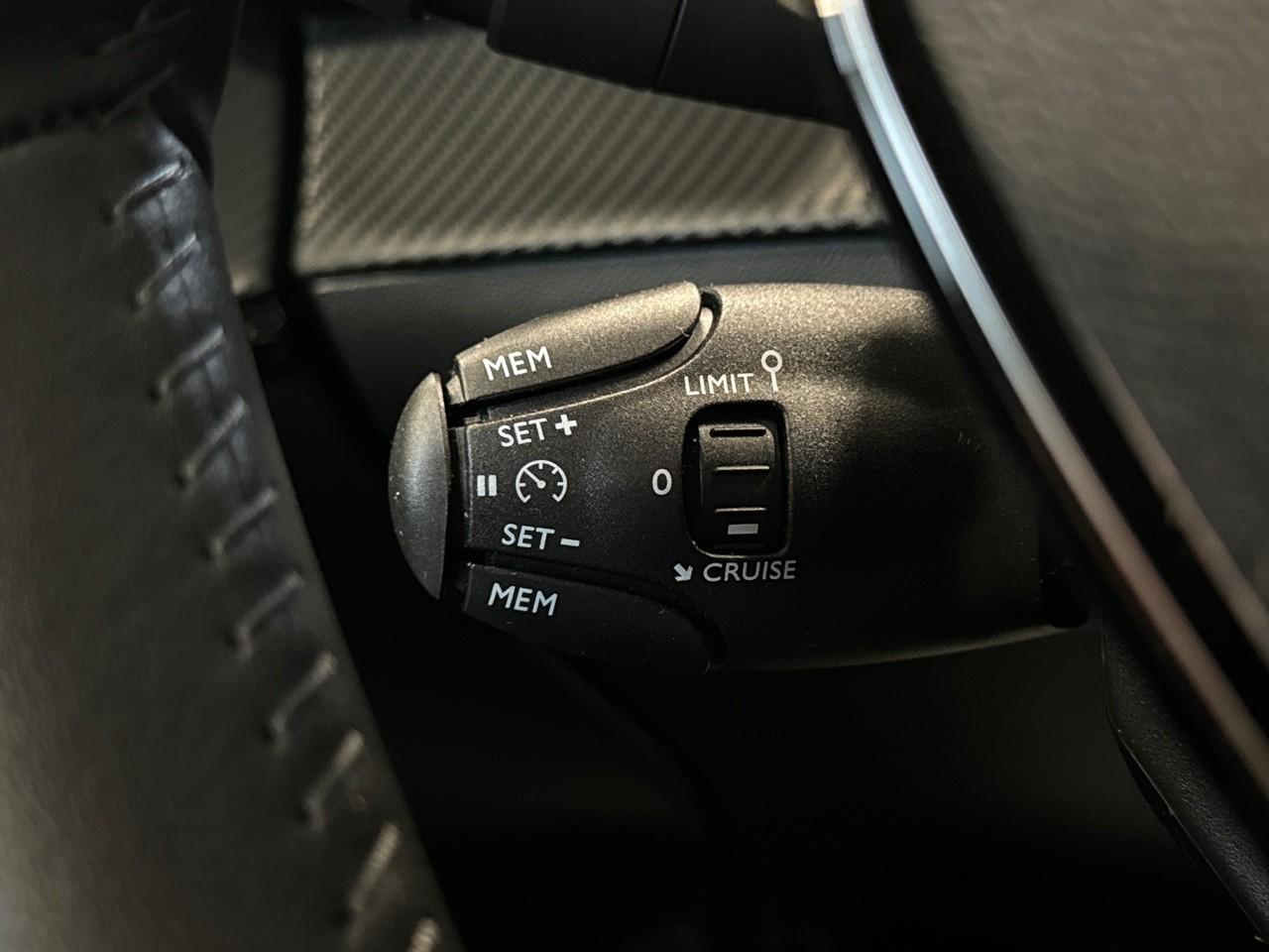 Peugeot Peugeot 208 usata 8