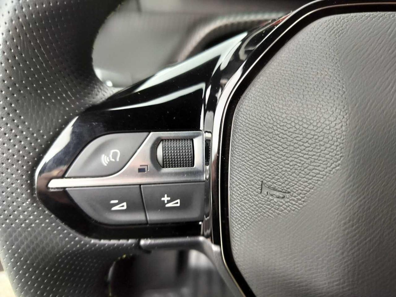 Peugeot Peugeot 208 usata 12