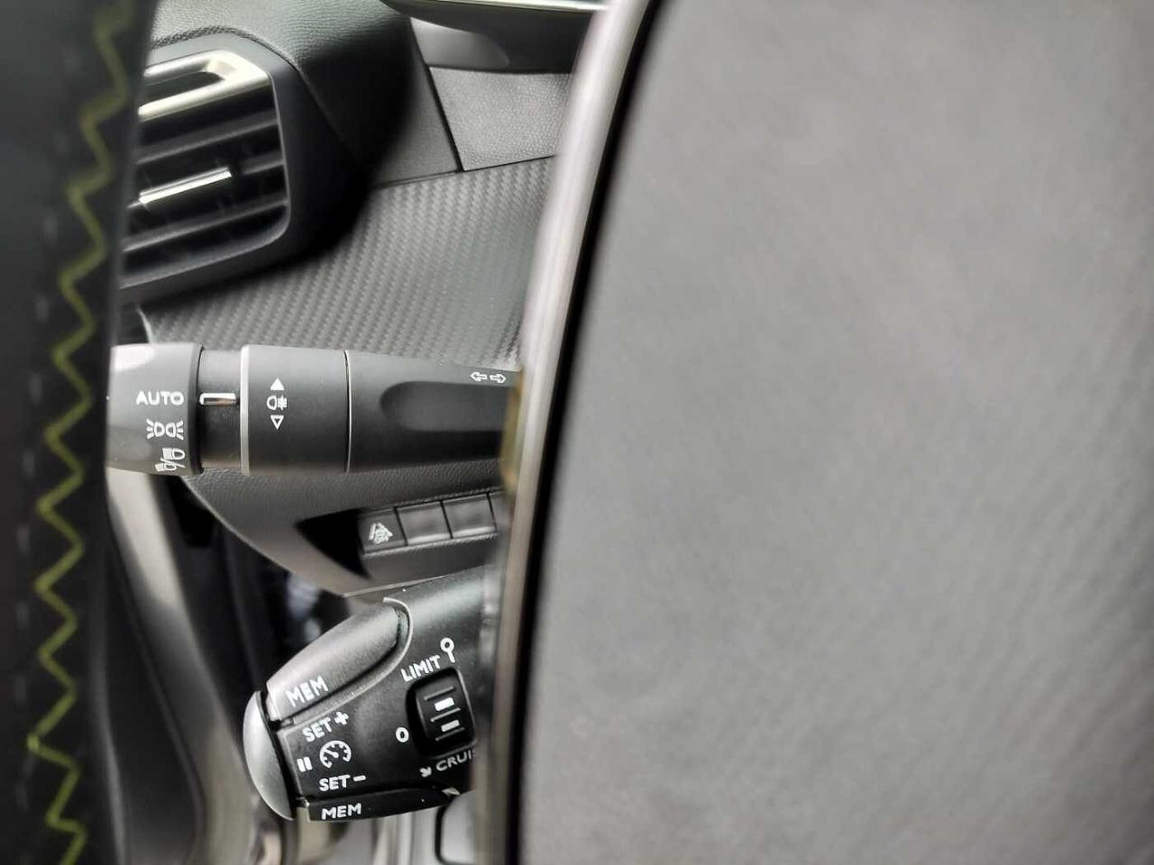 Peugeot Peugeot 208 usata 13