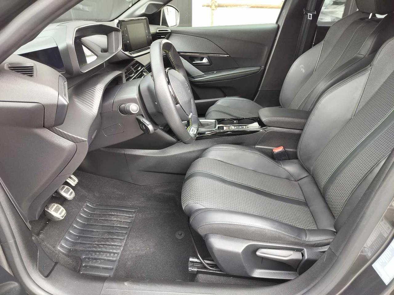 Peugeot Peugeot 208 usata 18