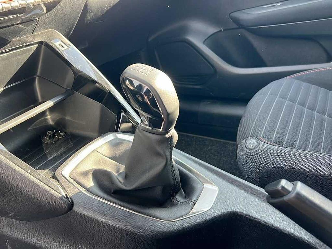 Peugeot Peugeot 208 usata 7