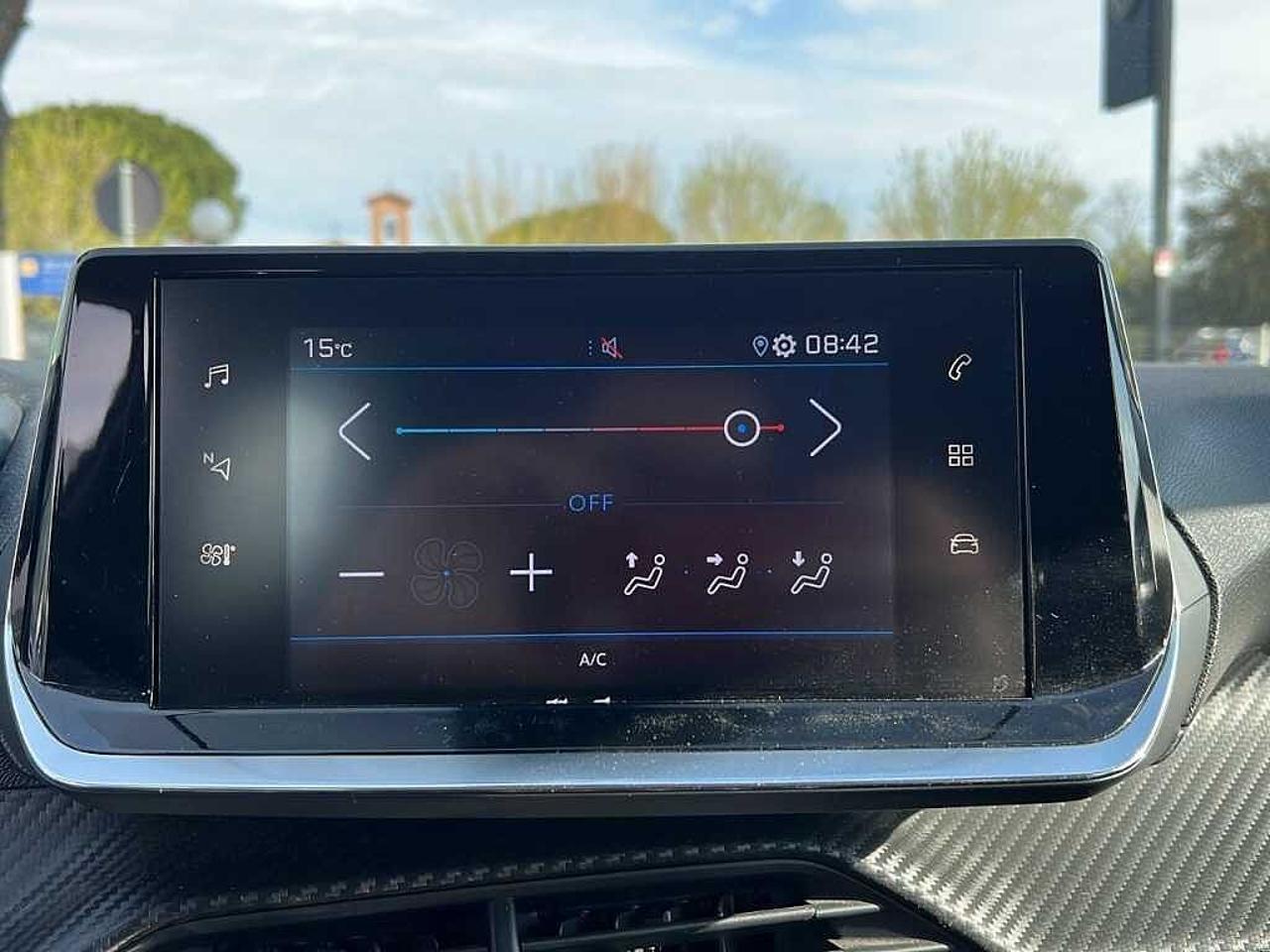 Peugeot Peugeot 208 usata 9