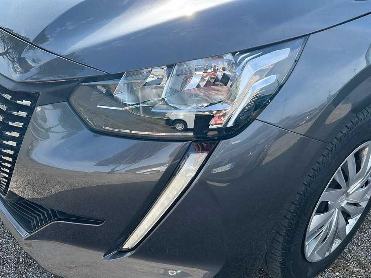 Peugeot Peugeot 208 usata 18