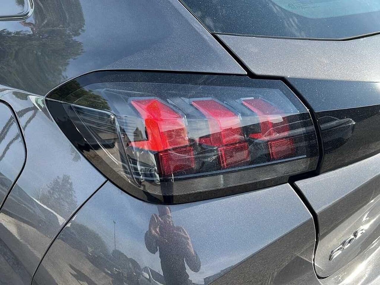 Peugeot Peugeot 208 usata 19