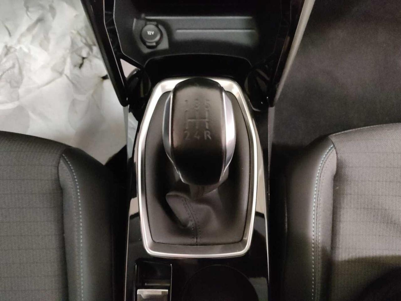 Peugeot Peugeot 208 usata 13