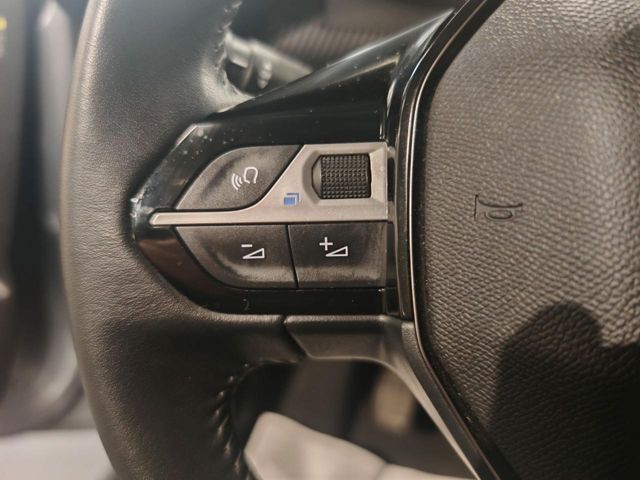 Peugeot Peugeot 208 usata 4