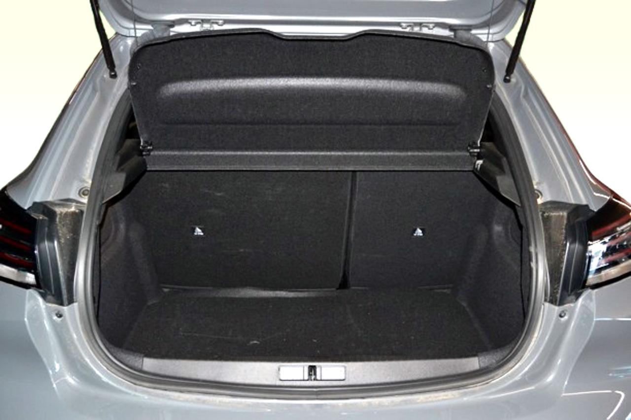Peugeot Peugeot 208 usata 13