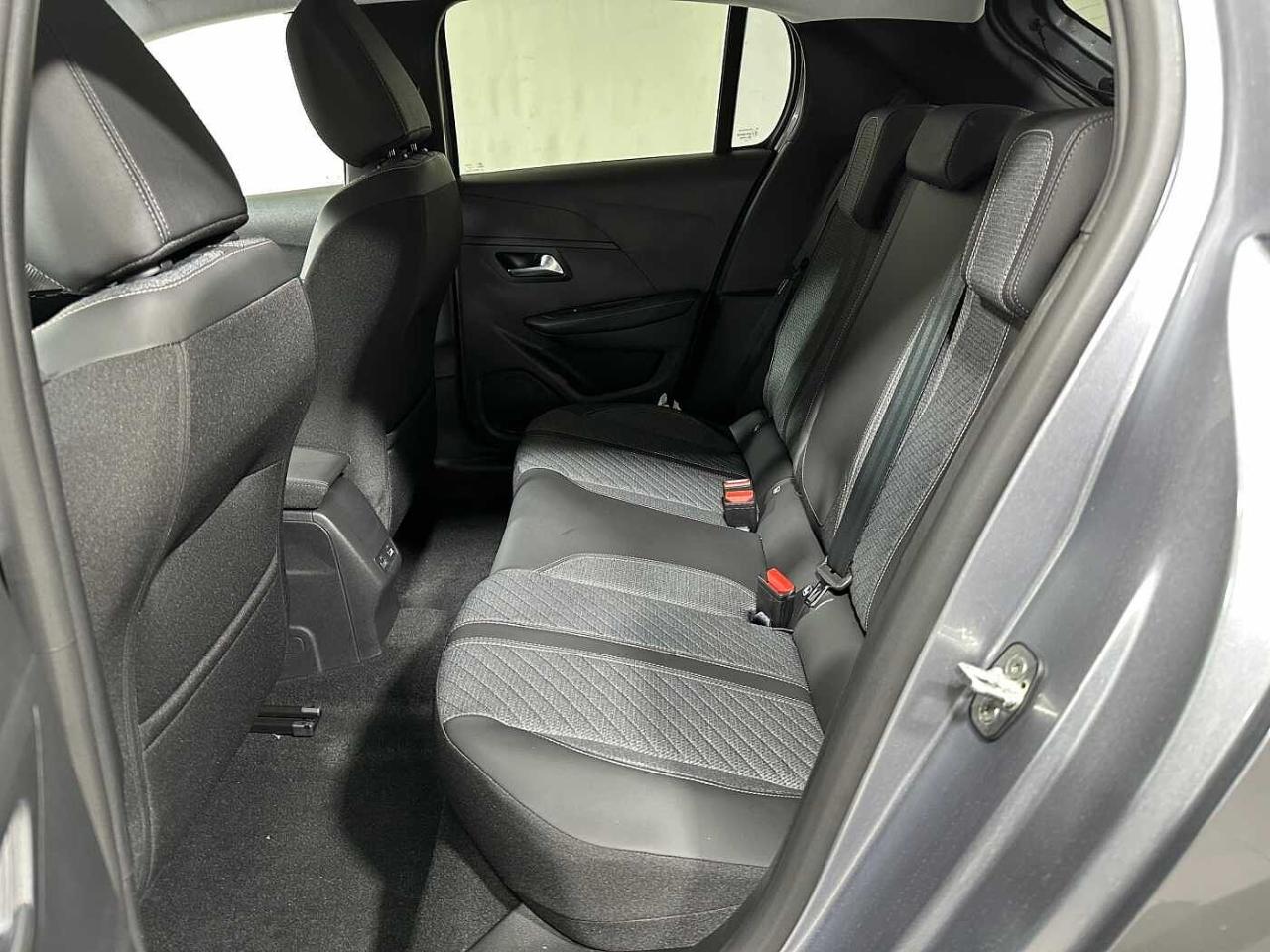 Peugeot Peugeot 208 usata, con Isofix