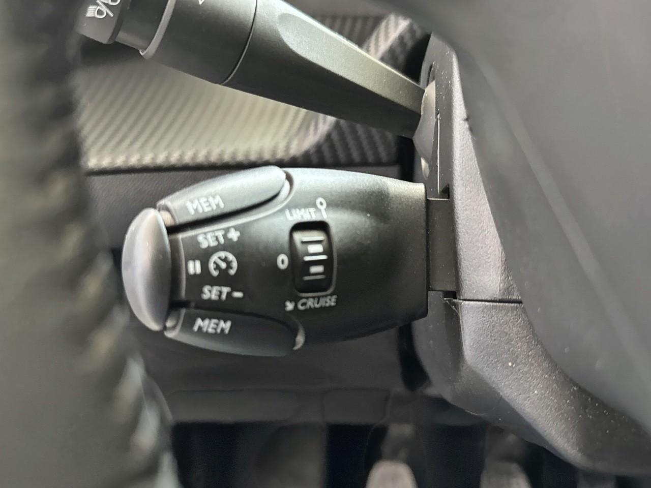 Peugeot Peugeot 208 usata 7