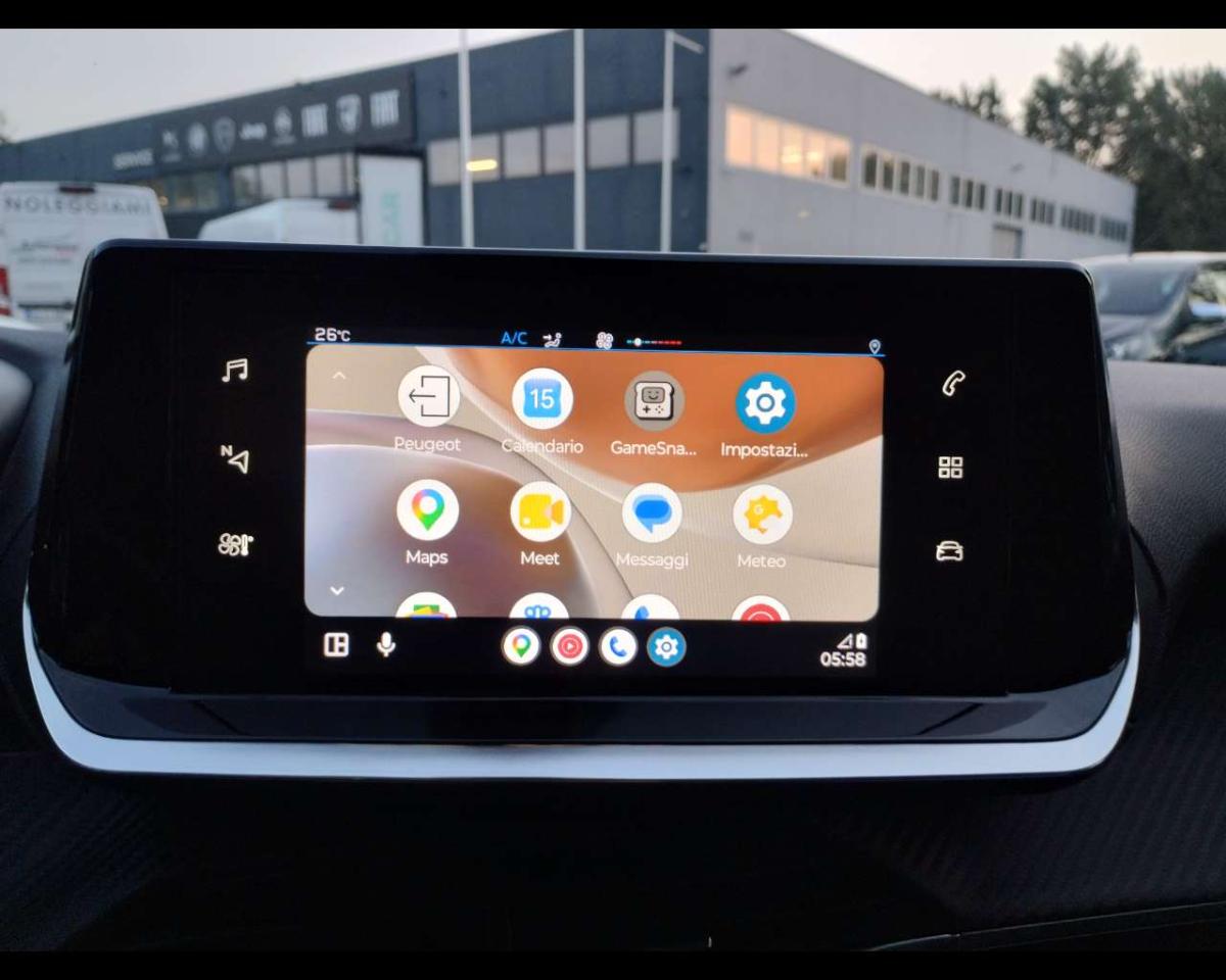 Peugeot 208 - Foto 2