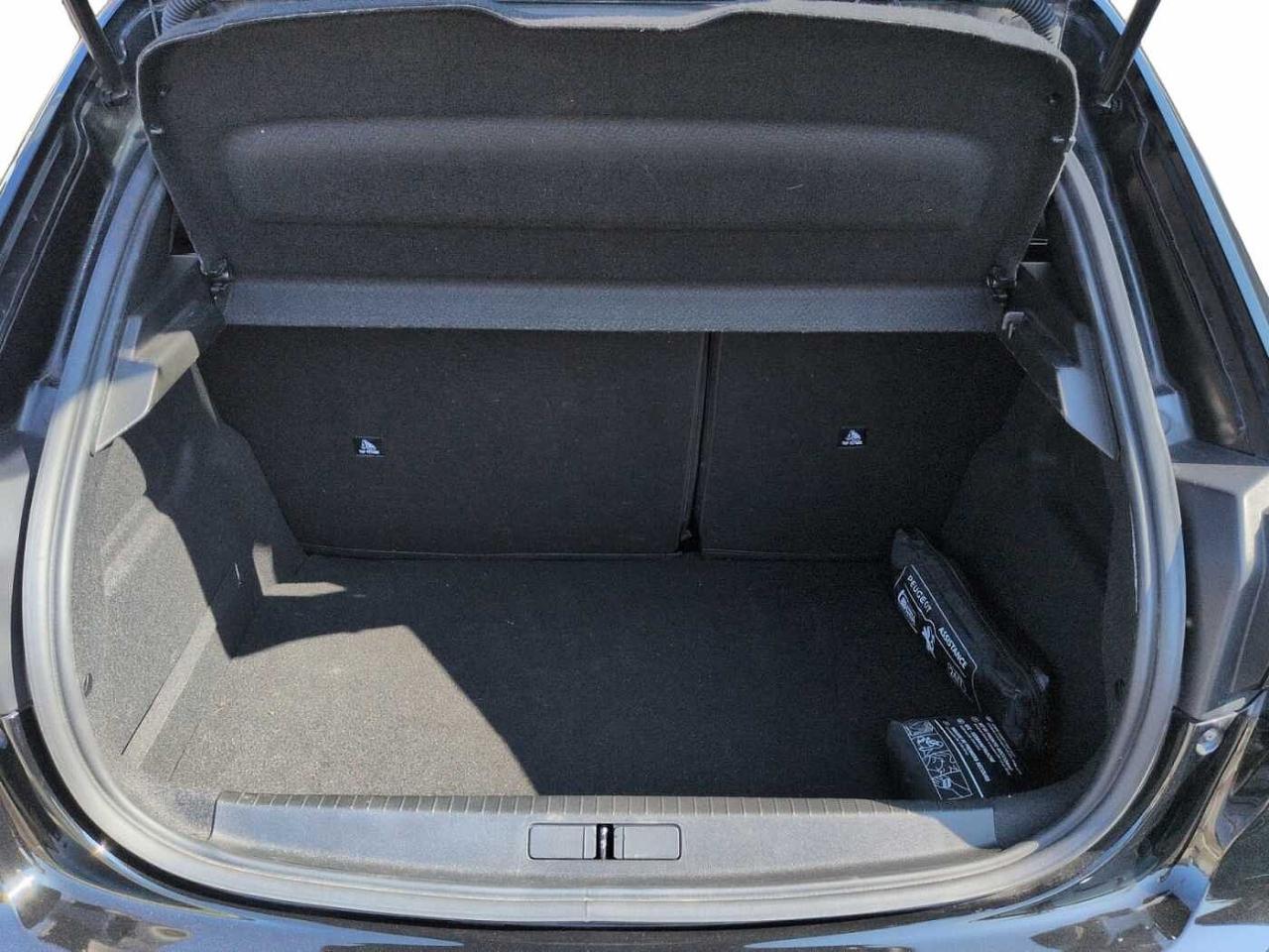 Peugeot Peugeot 208 usata 21