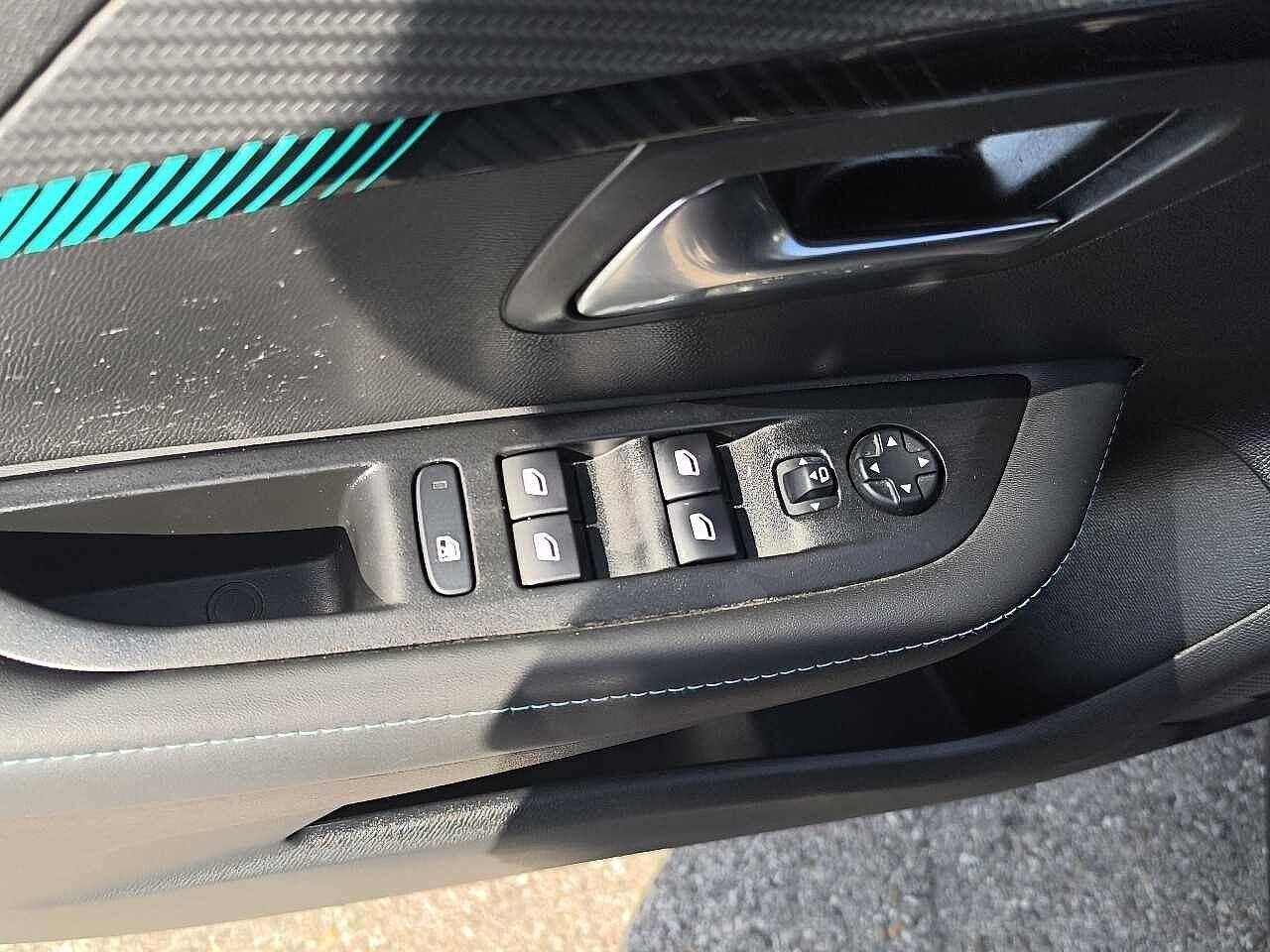 Peugeot Peugeot 208 usata 4