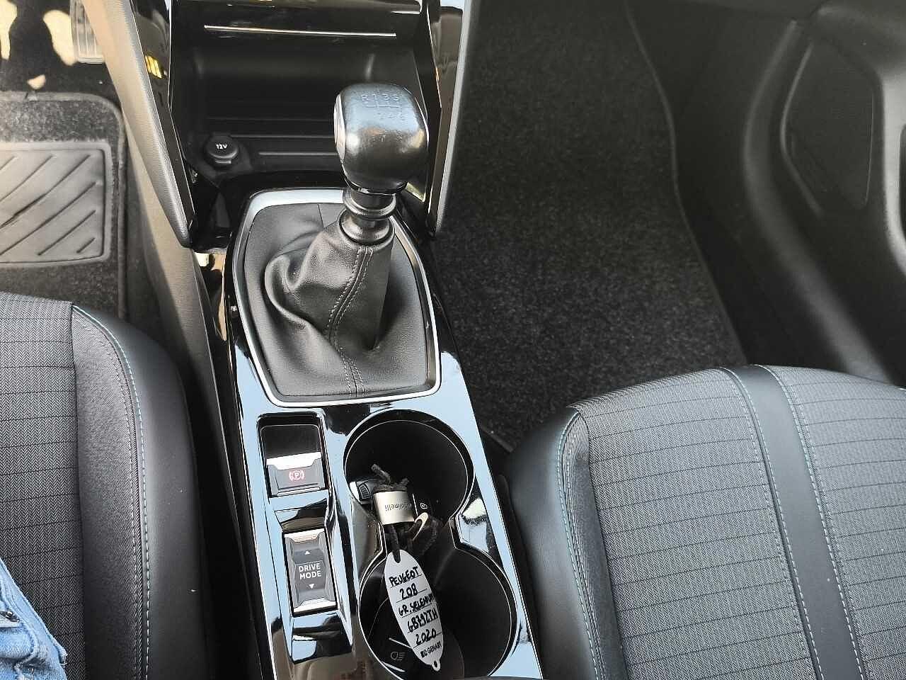 Peugeot Peugeot 208 usata 13