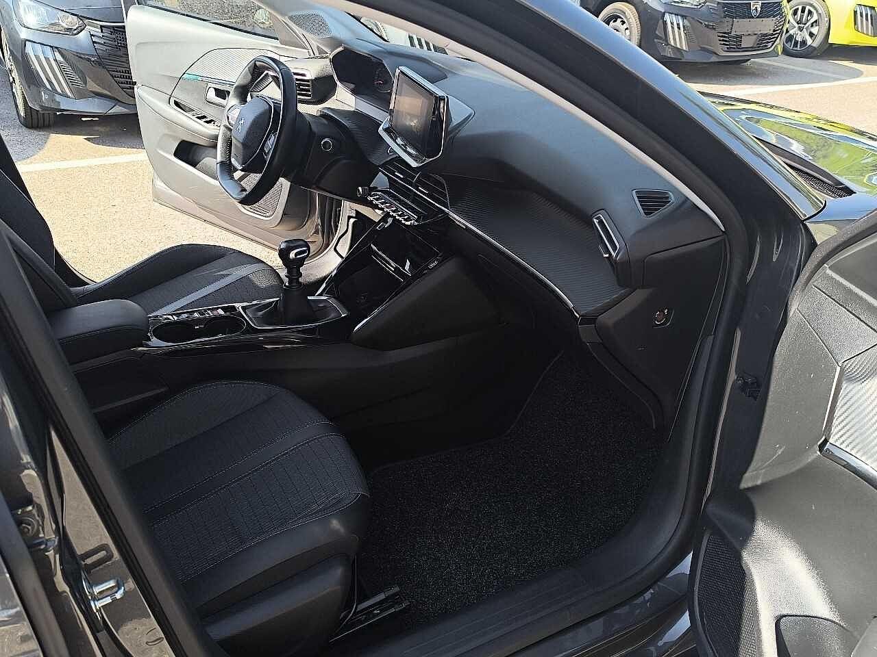 Peugeot Peugeot 208 usata 16