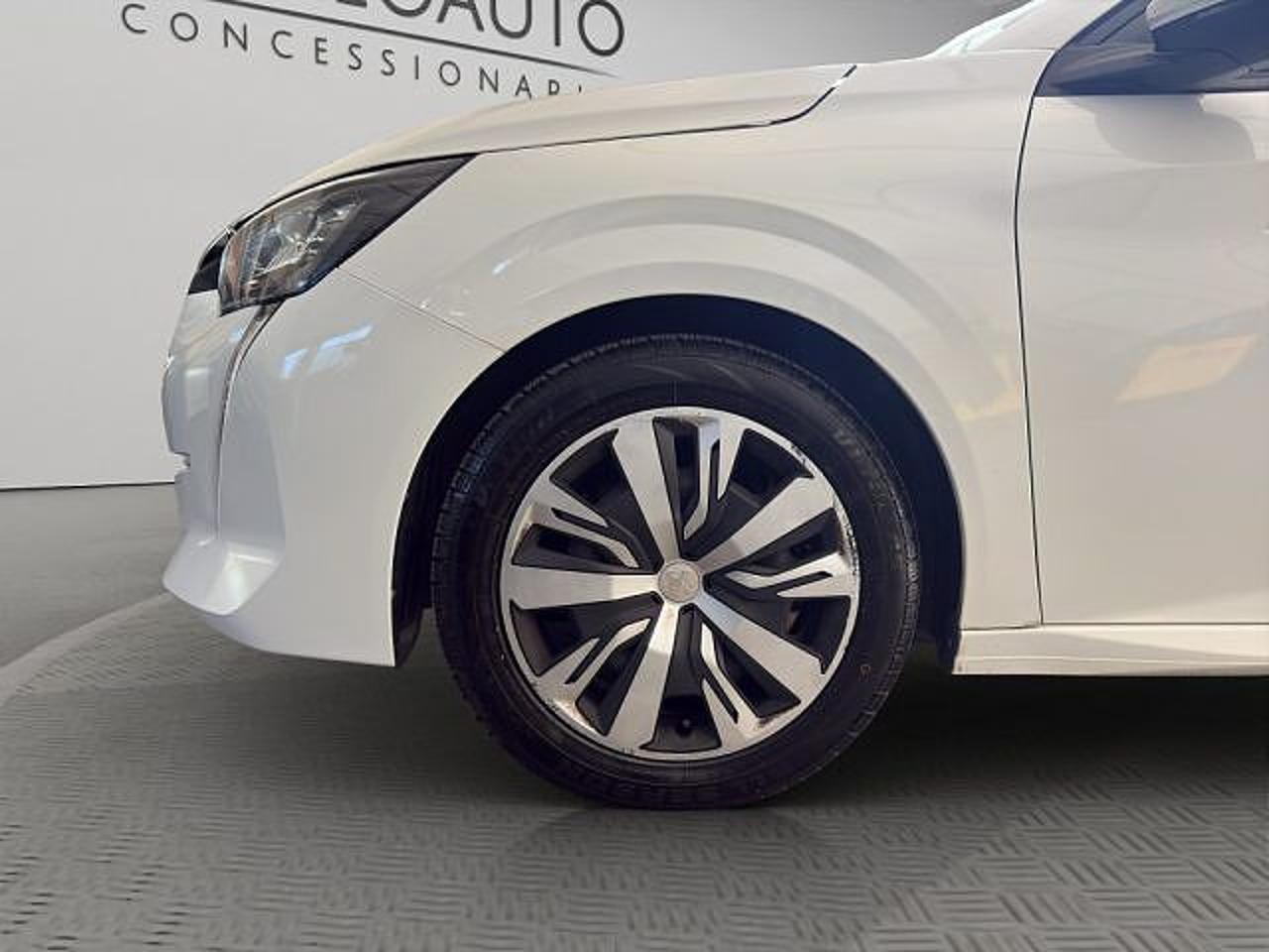 Peugeot Peugeot 208 usata 10