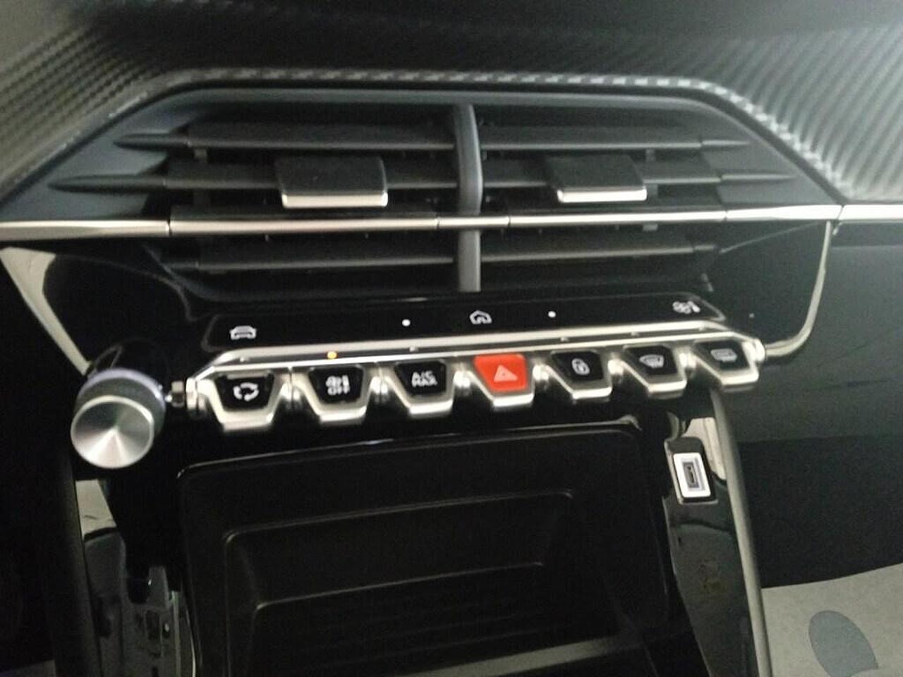 Peugeot Peugeot 208 usata 15