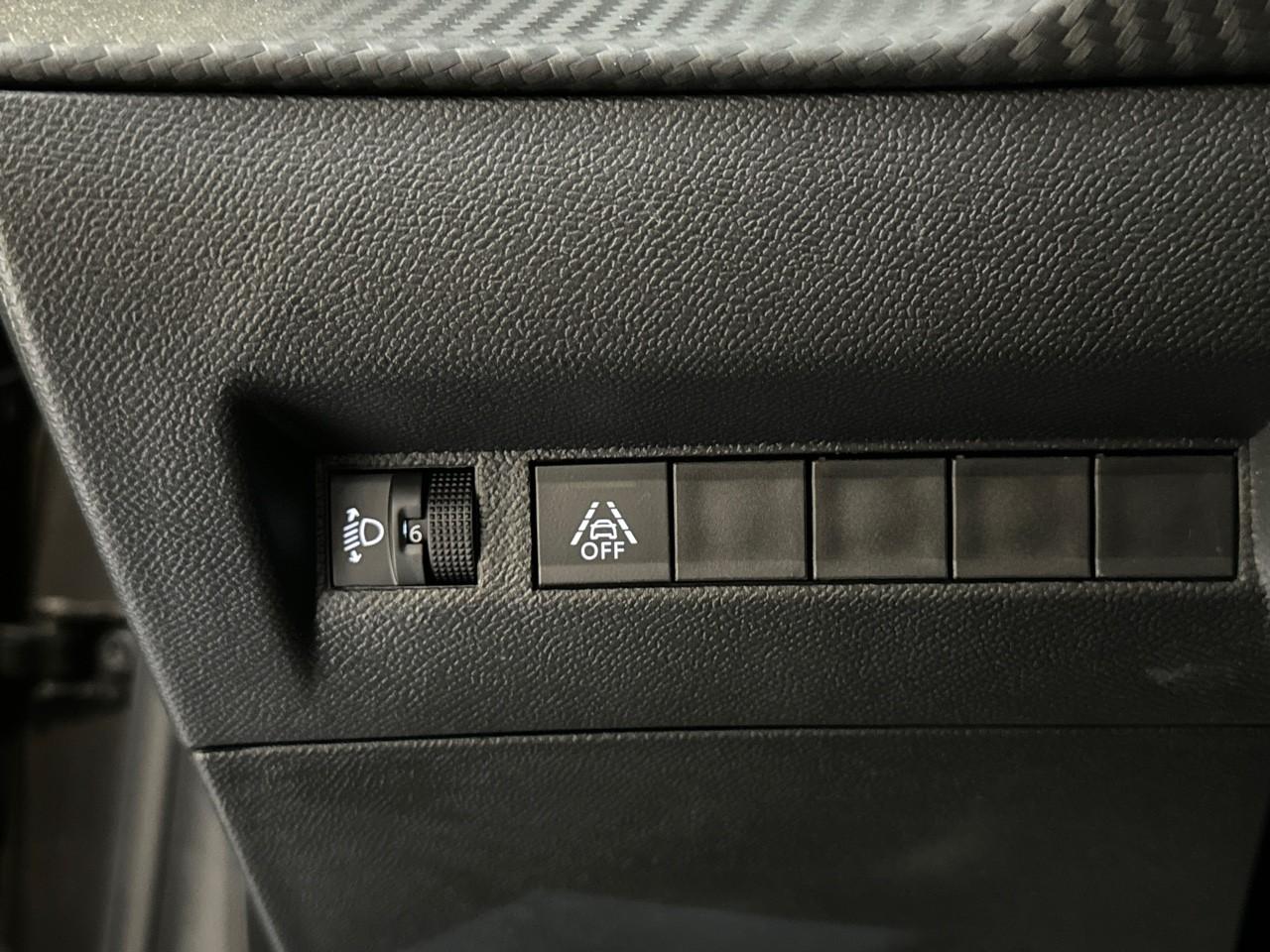 Peugeot Peugeot 208 usata 9
