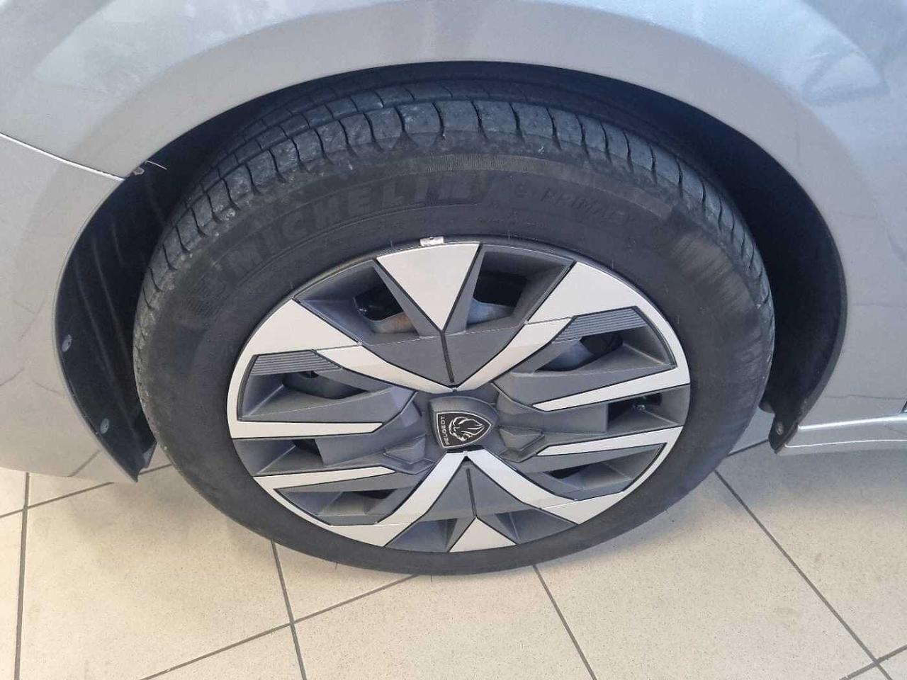Peugeot Peugeot 208 usata 12