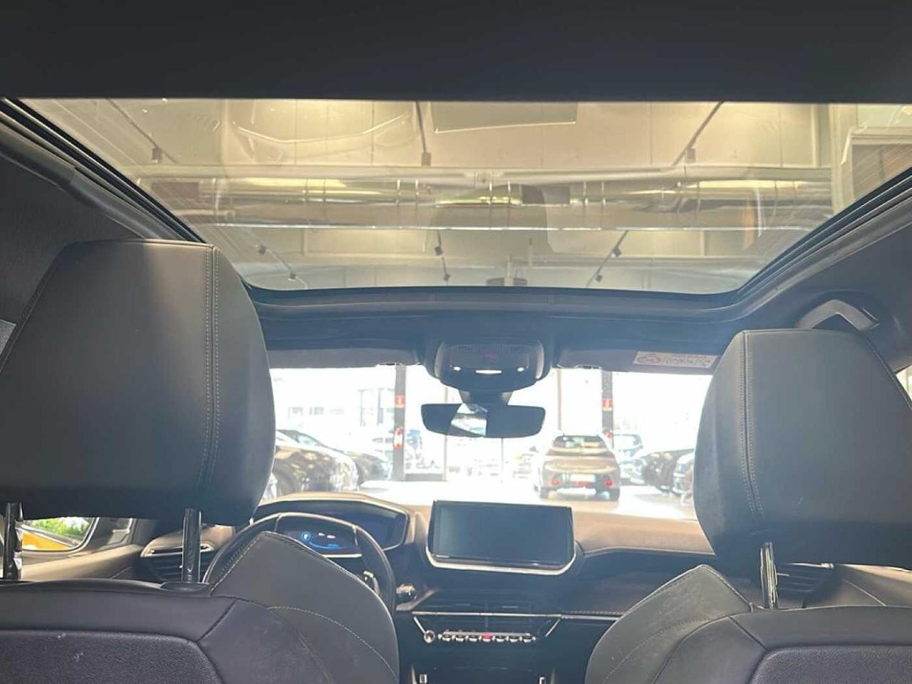 Peugeot Peugeot 208 usata 9