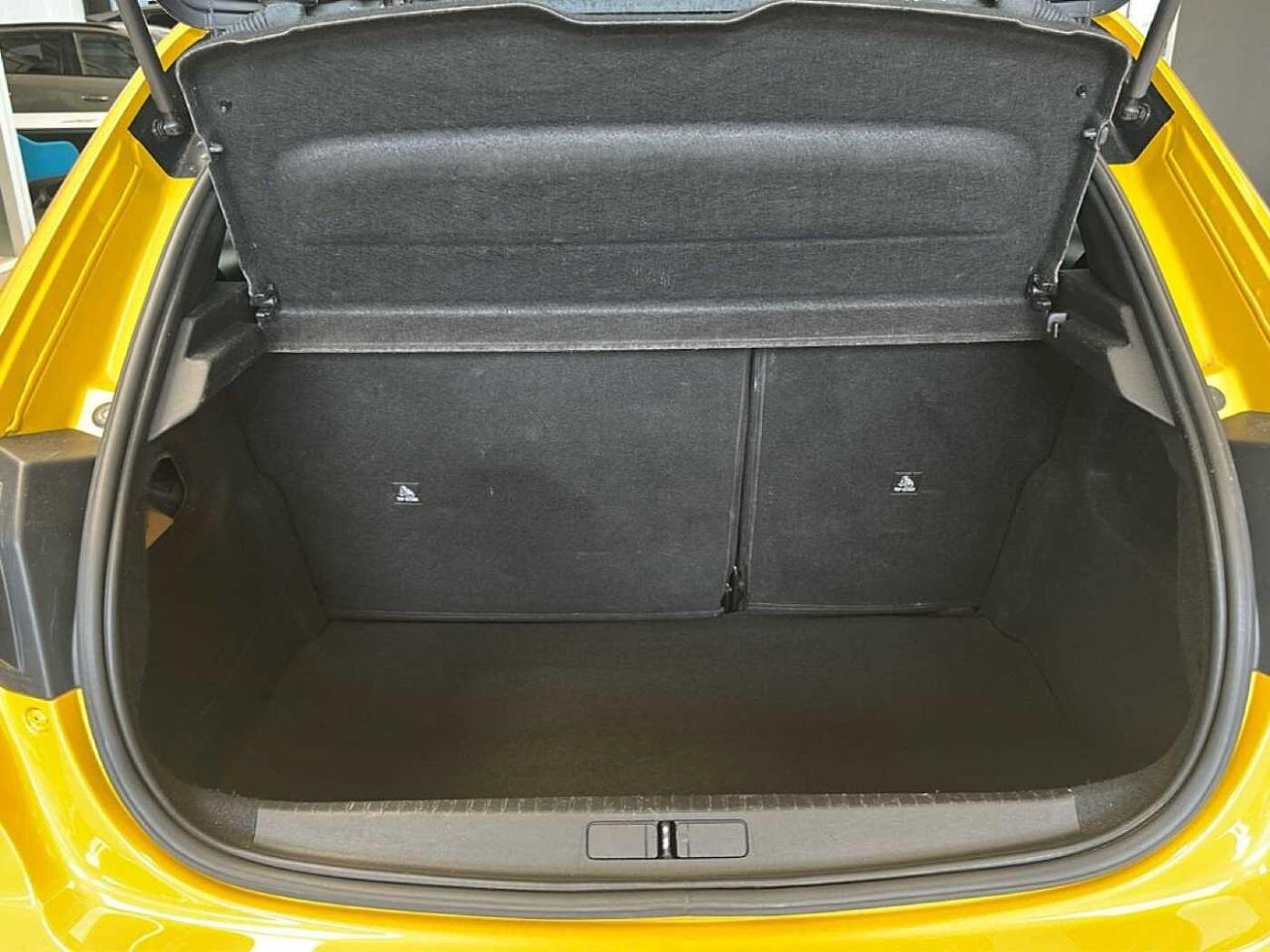 Peugeot Peugeot 208 usata 17