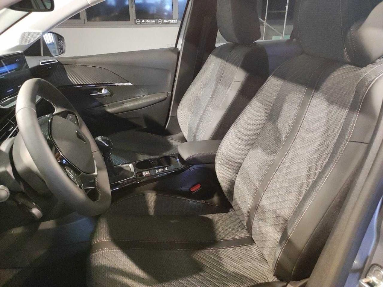Peugeot 208 - Foto 2