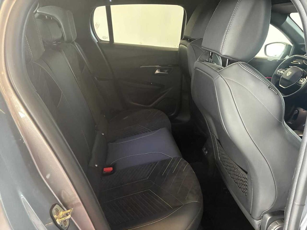 Peugeot 208 - Foto 5