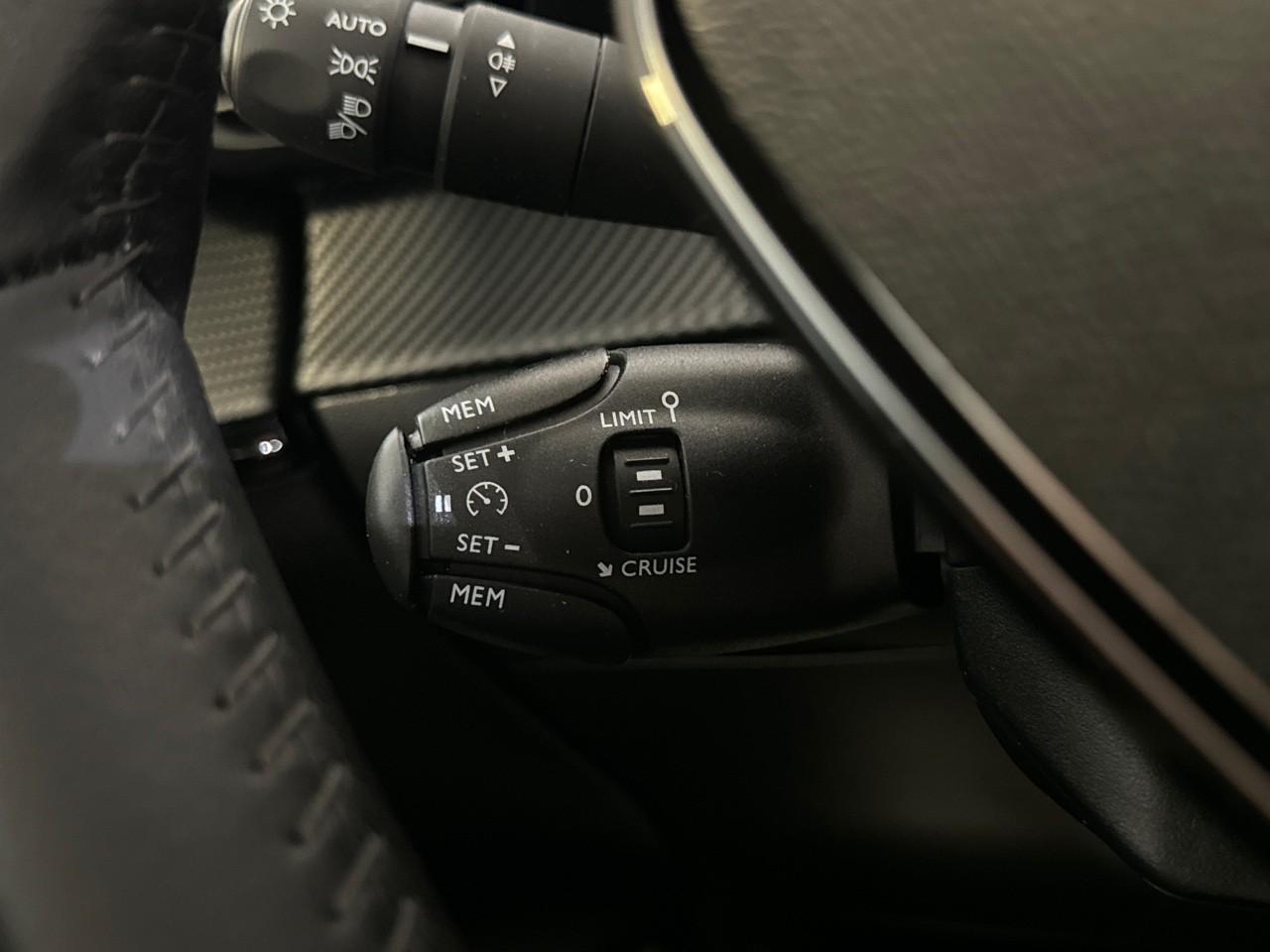 Peugeot Peugeot 208 usata 9
