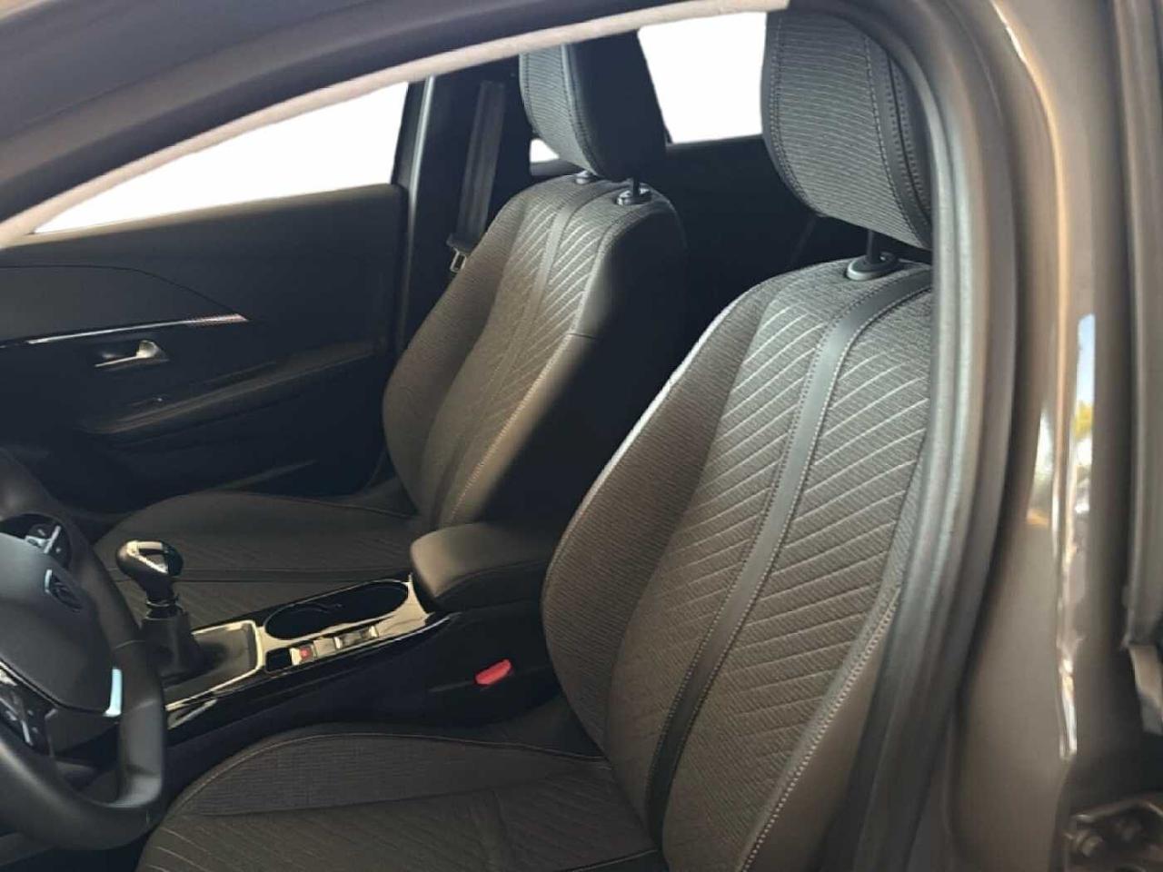 Peugeot Peugeot 208 usata 7