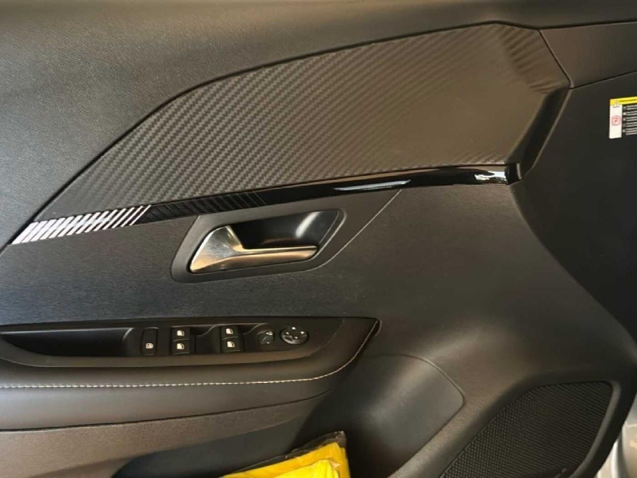 Peugeot Peugeot 208 usata 9