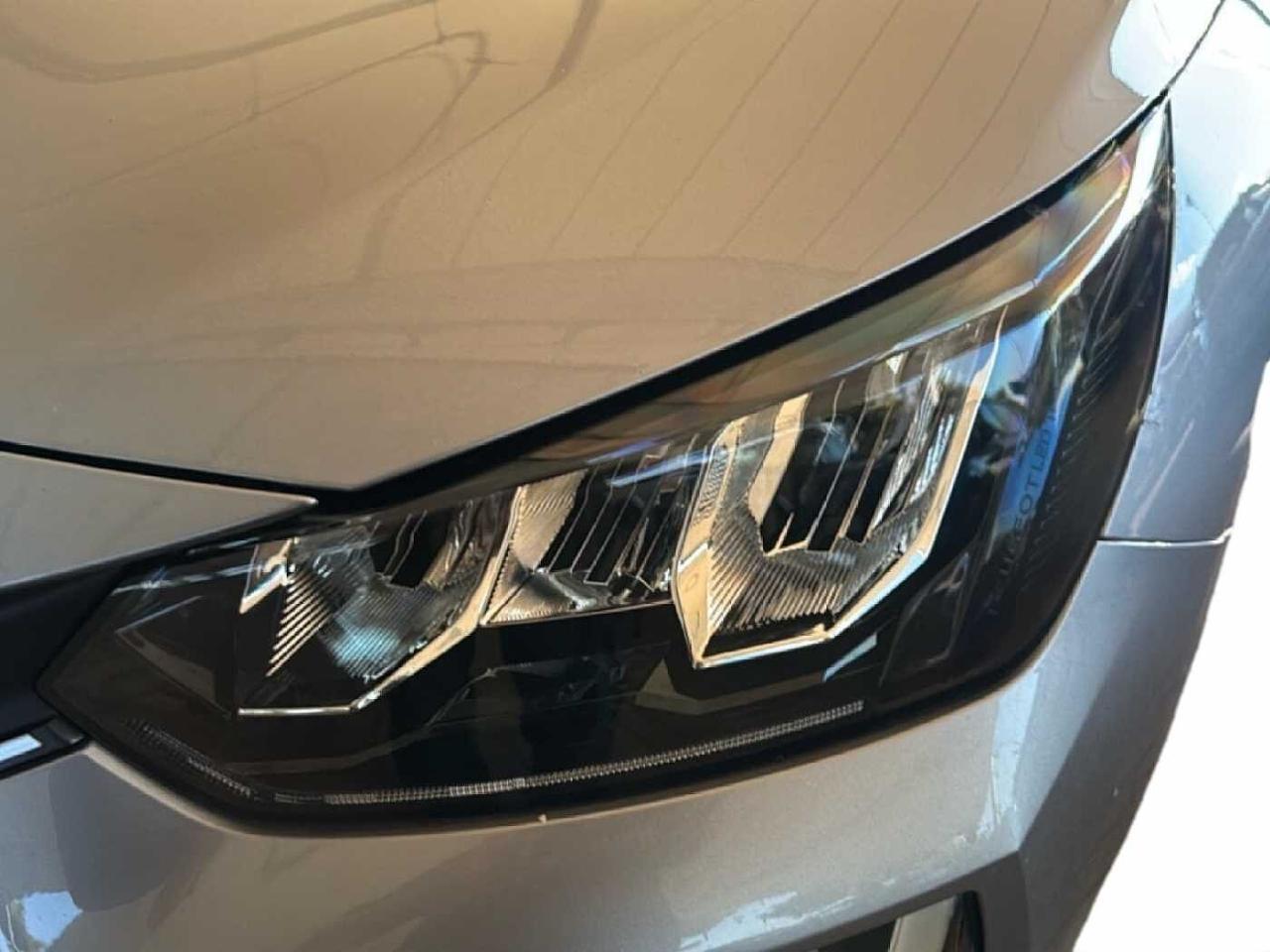Peugeot Peugeot 208 usata 12