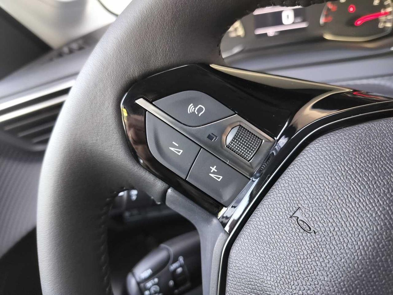 Peugeot Peugeot 208 usata 9