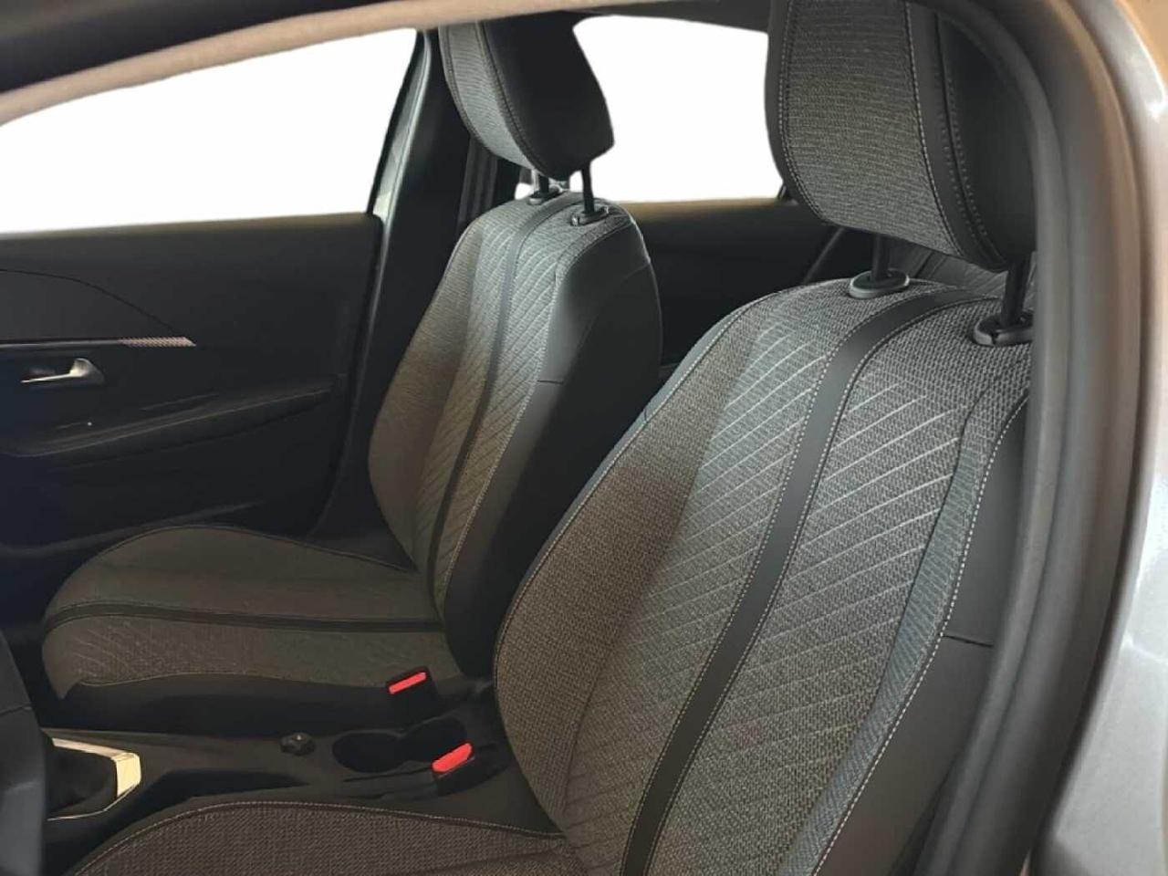 Peugeot Peugeot 208 usata 7