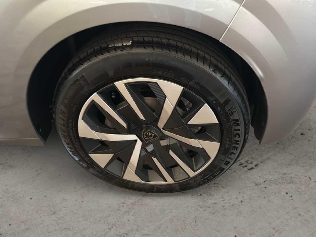 Peugeot Peugeot 208 usata 19