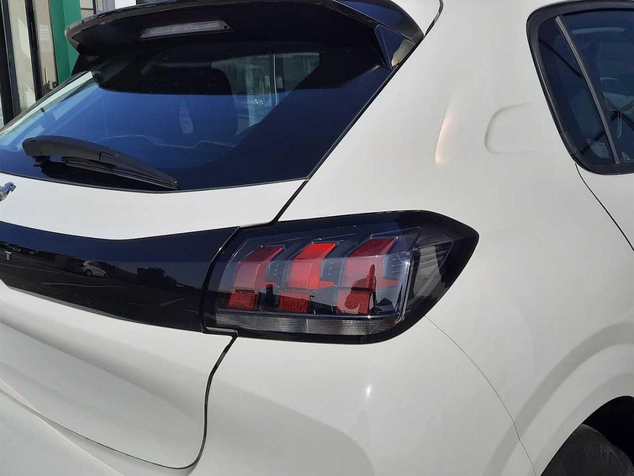 Peugeot Peugeot 208 usata 15