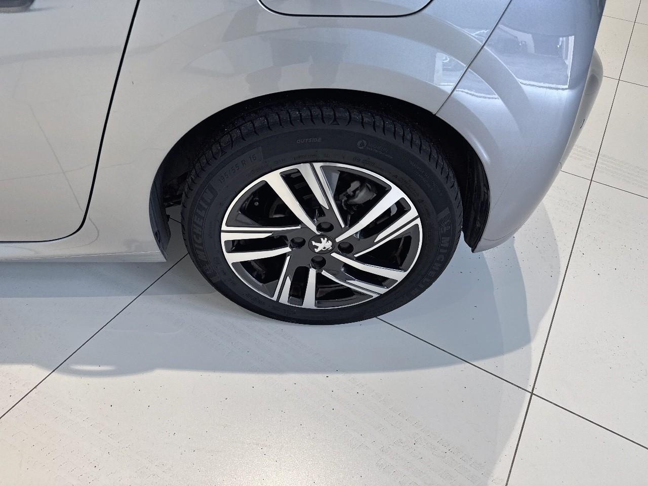 Peugeot Peugeot 208 usata, con Isofix