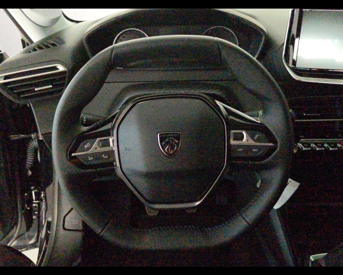 Peugeot 208 - Foto 3
