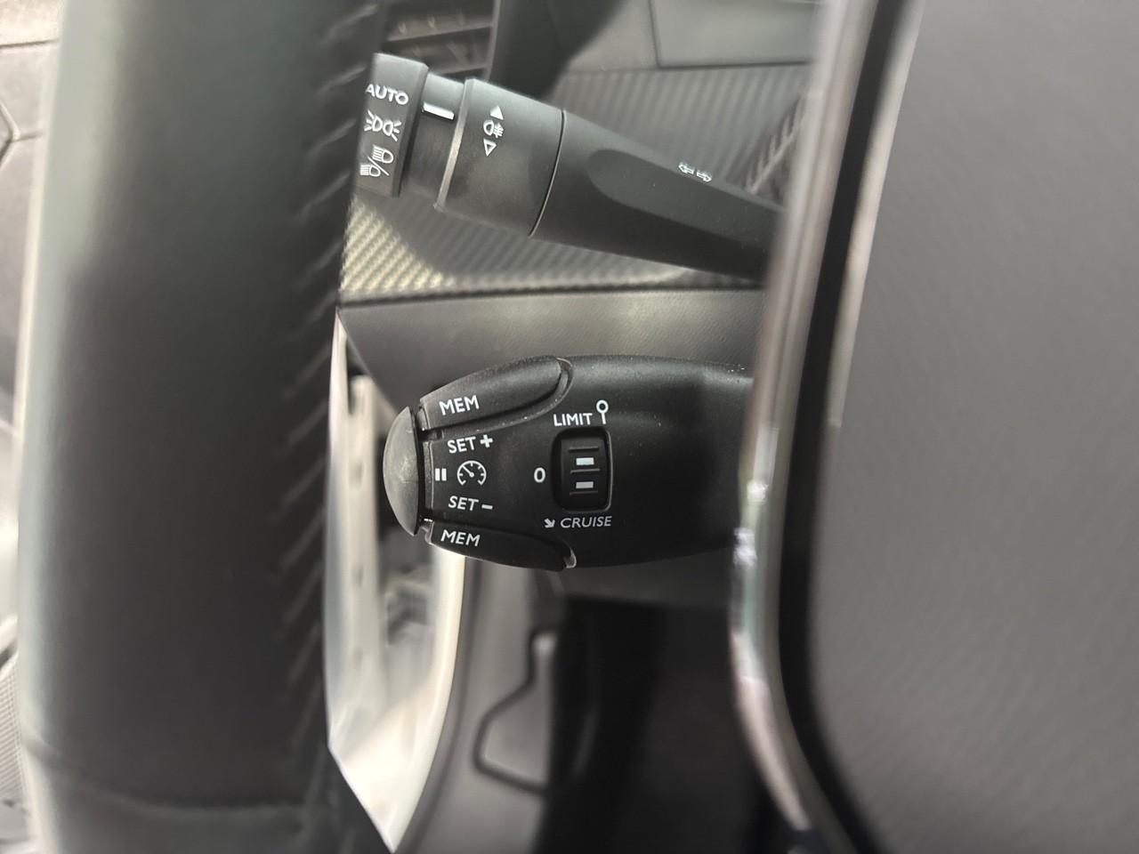 Peugeot Peugeot 208 usata 6