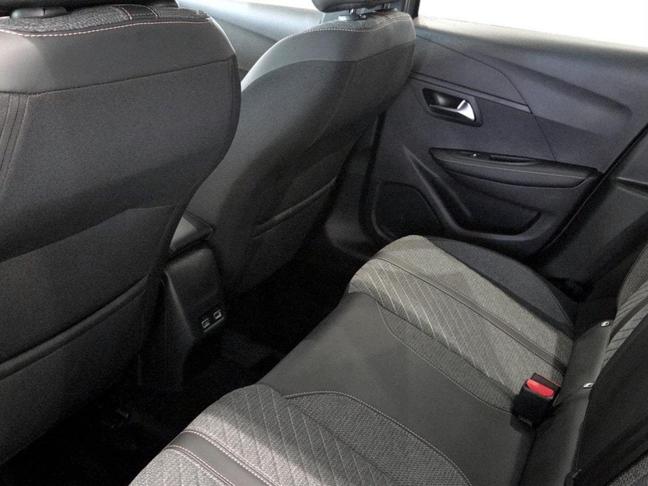 Peugeot Peugeot 208 usata 8